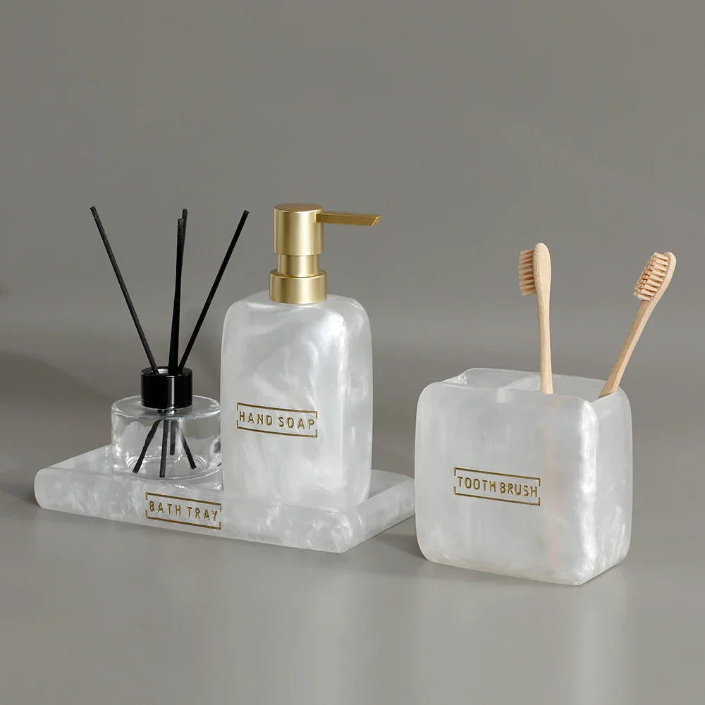 Pearl 3-Piece Bathroom Set