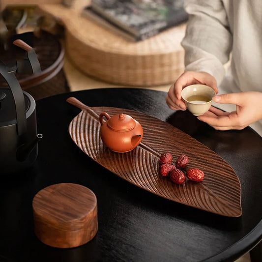 Walnut Leaf Plate