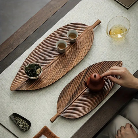 Walnut Leaf Plate